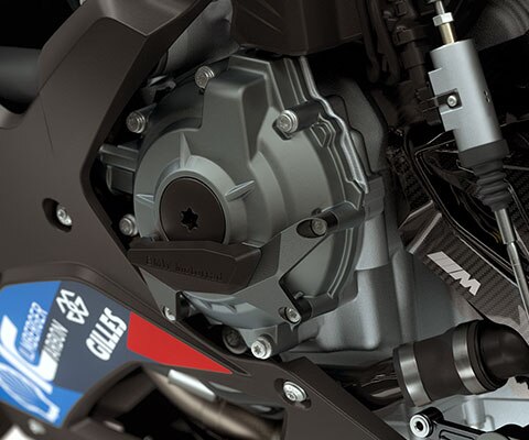 We see the engine of the M RR.